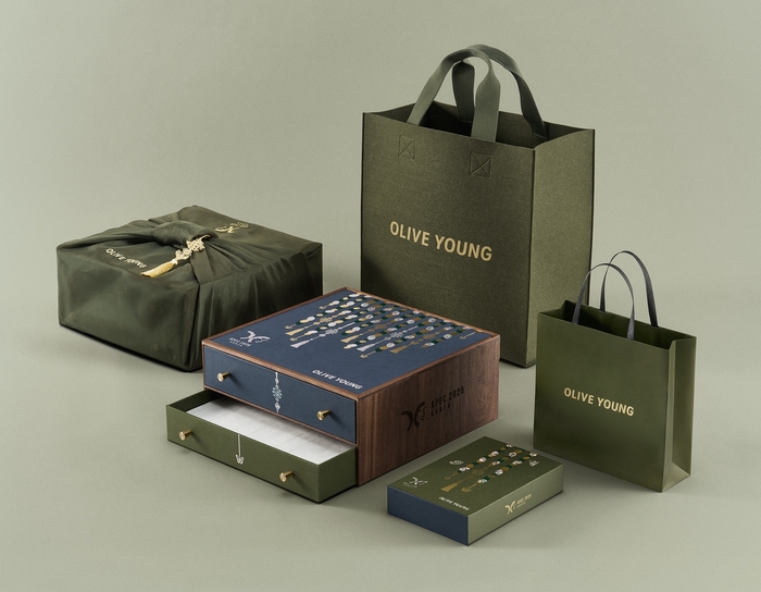 CJ Olive Young, gifting K-Beauty packages to the APEC member leaders in 2025 - Electronic Times