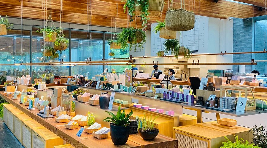 Innisfree Jeju House Branch - Seogwipo - ...