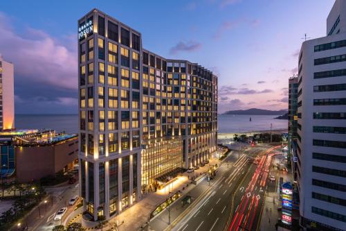 Busan Haeundae K-Beauty Day Spa Massage: A Healing Guide for a Beach Getaway