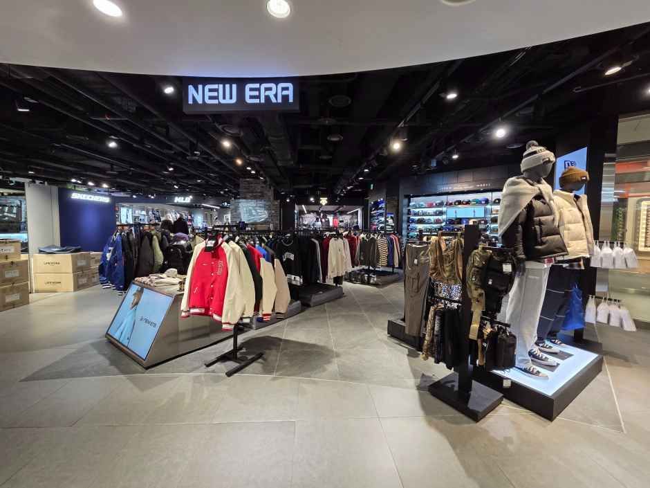New Era Duta Mall branch - TripMate