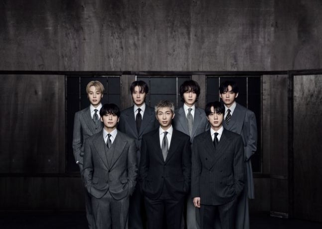 역시 방탄소년단..'아리랑' 컴백 동시에 음원 차트 1위+100만장 돌파
