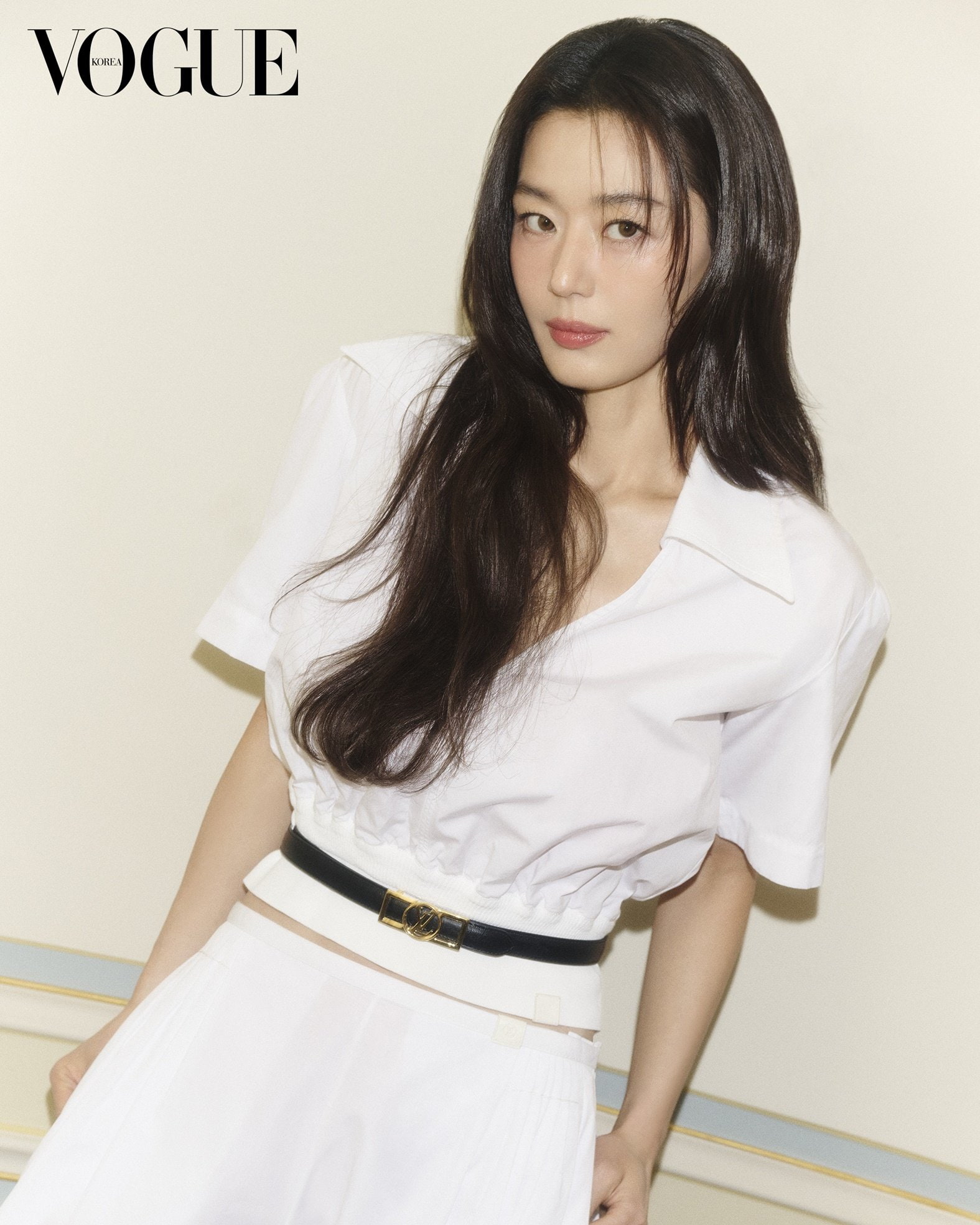[Material de imagen] Vogue edición de abril_actriz Jeon Ji-hyun (2).jpg