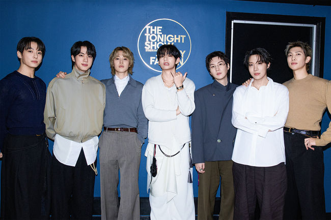 방탄소년단, 전역 후 완전체 일냈다…'아리랑', '빌보드200' 1위 '7번째'[Oh!쎈 이슈]