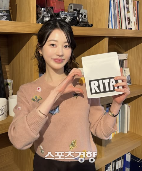 '장원영 언니' 장다아, 모태솔로 고백…누리꾼 "이 집안은 연애보단 일"