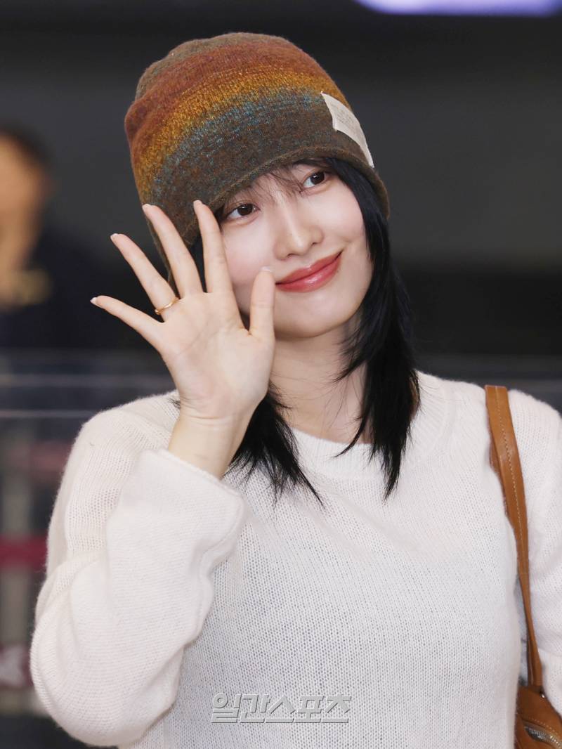 트와이스 모모, 시카고서 결국 발치…"잠도 못 잘 정도로 아파" [IS하이컷]