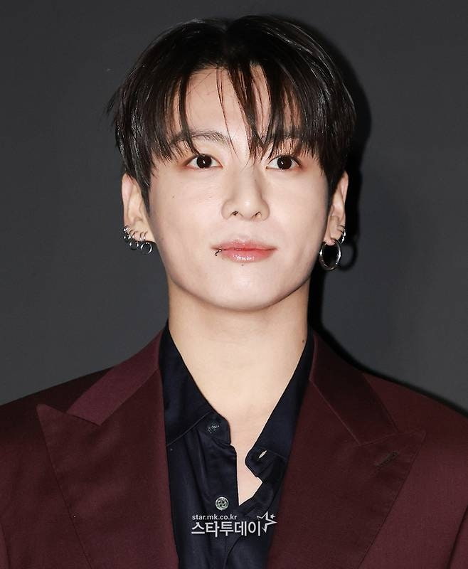 정국, 스포티파이 2000만 팔로워…아시아 최단 기록