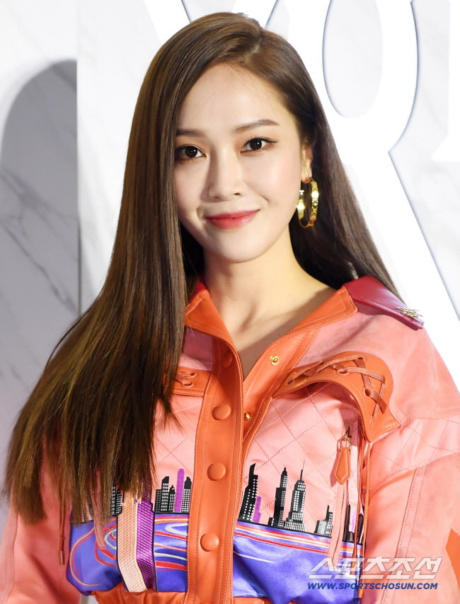 제시카, 소녀시대 노래 부르다 눈물…"탈퇴 후회하냐" 쏟아진 추측