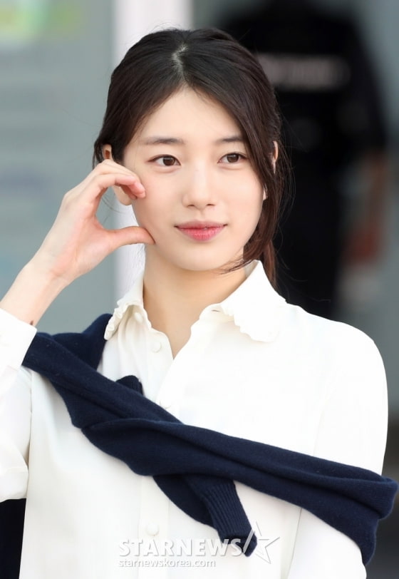 수지, '같이 캠핑 가고 싶은 女스타' 1위…2위는 김혜윤 [스타폴]