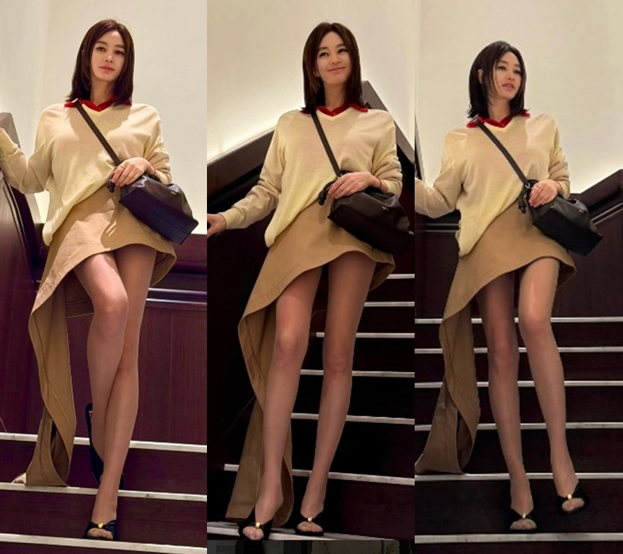 '56세' 김혜수, 파격 초미니 각선미…나이 거꾸로 먹는 미모