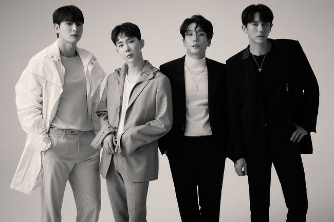 2am, 1년만 완전체 신곡 '영화처럼' 발매…설렘 가득 시티팝 [공식]