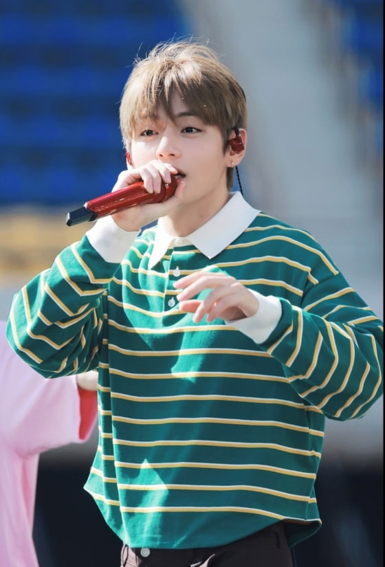 I thought it was 2014... BTS’ V, timeless beauty