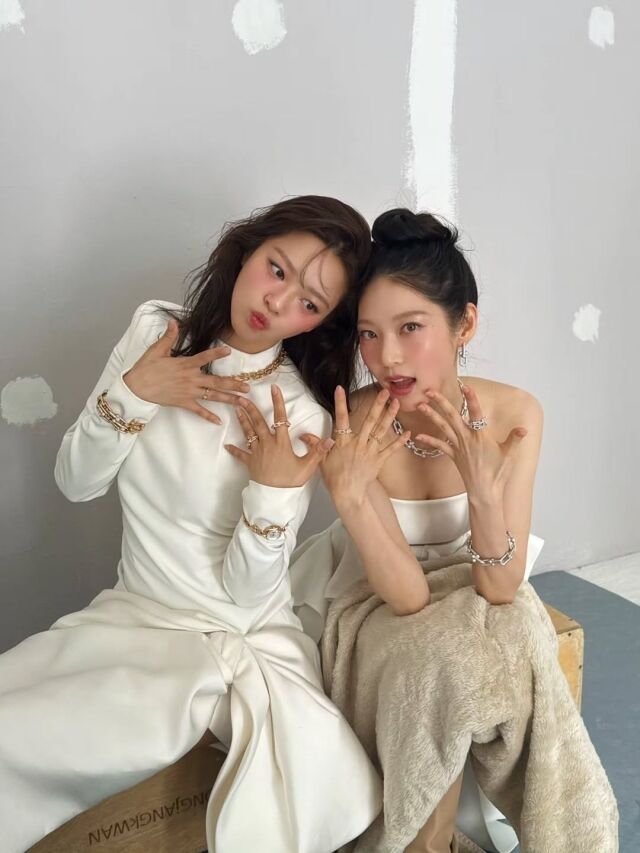 트와이스 정연·공승연, 유전자 어디 안 갔네…첫 자매 화보에 쏟아진 감탄