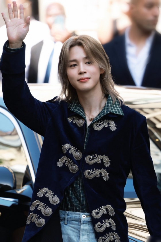 BTS Jimin, 'the completion of the Dior collection' that captivated Paris