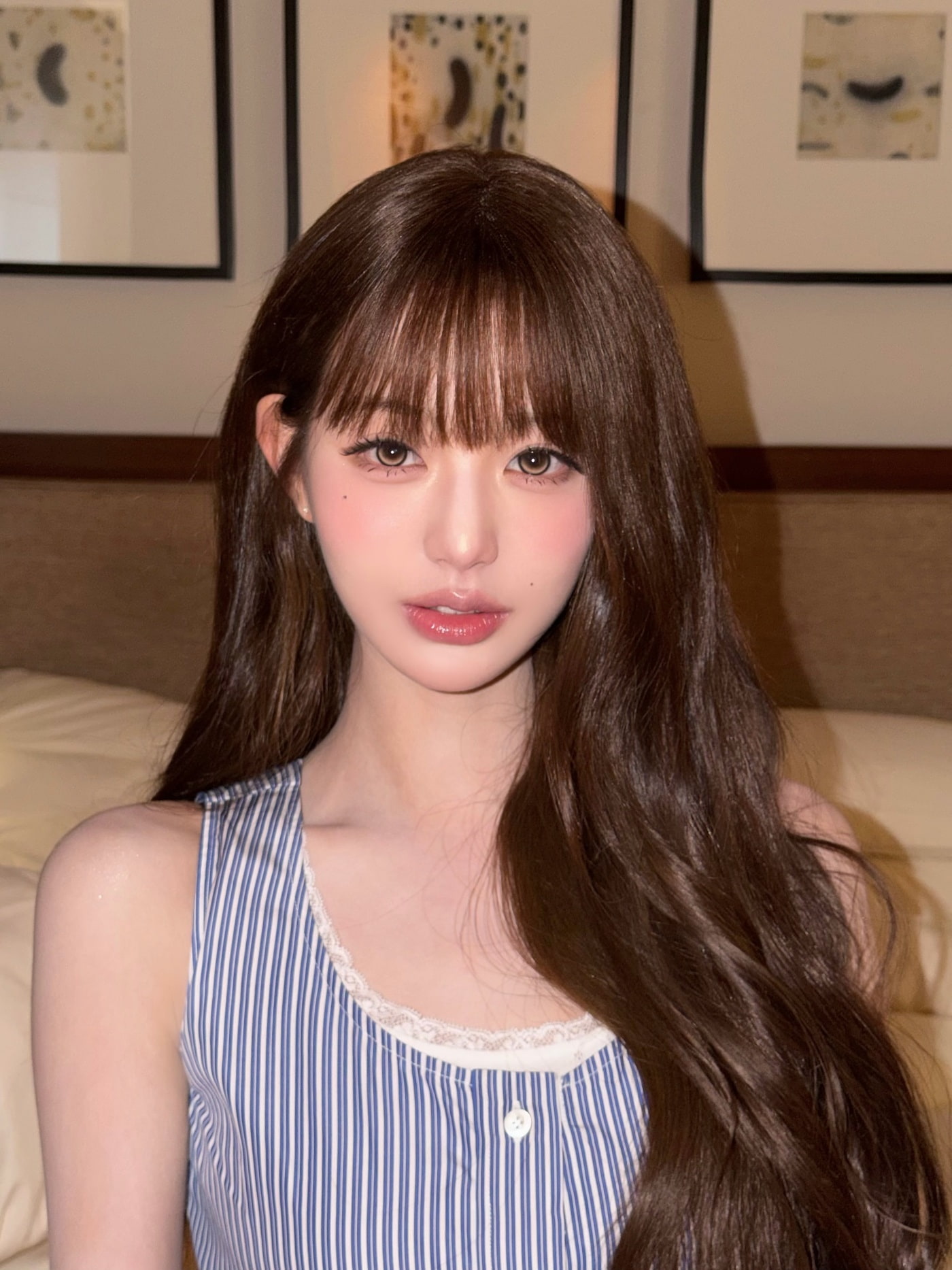 장원영, 침대 위에 여신이 내려왔네…빛나는 미모 [N샷]