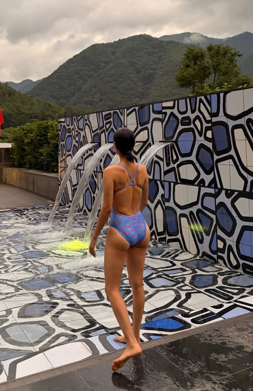 한그루, 수영복만 입었다 하면 레전드..명품 골반+애플힙에 깜짝