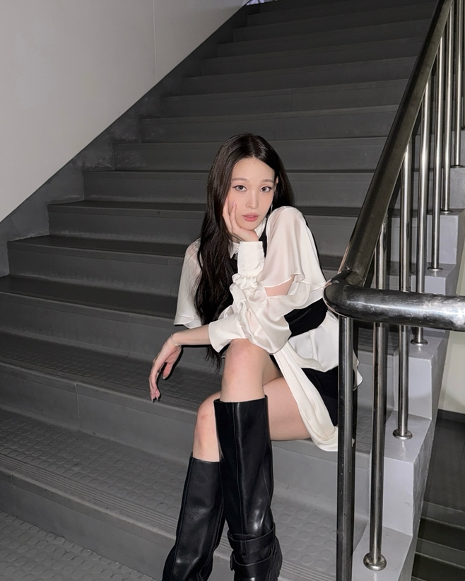 올데프 애니, 美 명문대 졸업 후 복귀한 근황 [★한컷]