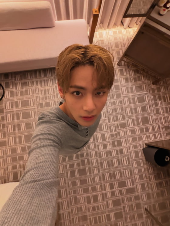 /사진=방탄소년단 뷔 SNS