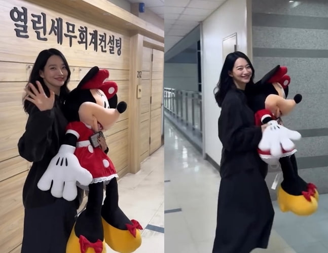 Shin Min-a, a Disney princess in live action… a lovely dimpled smile that will make Kim Woo-bin’s heart flutter every day