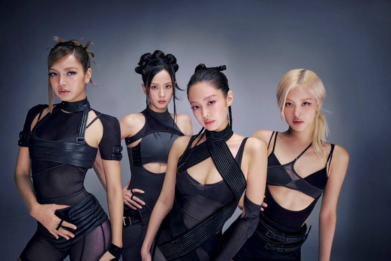 블랙핑크 "10주년 행사, 커뮤니케이션 문제 있었다…죄송"