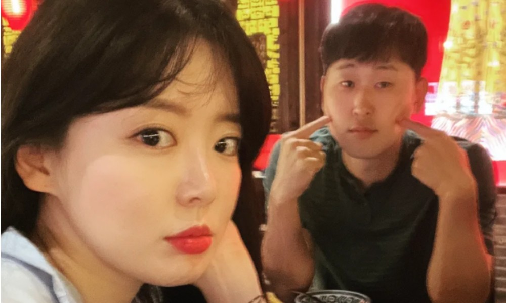 Kim Soo-hyun Reveals His Married Life for the First Time → Makes a Surprise Appearance on ‘Same Bed, Different Dreams 2’… A Real Look at a Couple in Their 10th Year of Marriage