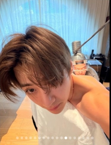 BTS’s V Takes Off His Shirt and Gets a Tattoo? A Glimpse into the World Star’s Daily Life