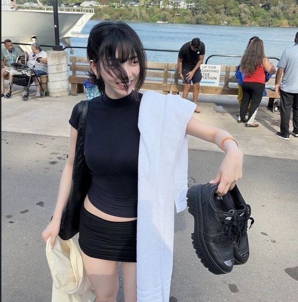 Karina Is Even Busier on Her Days Off… Everland → Hiking → Niagara, This Is What an “Off Day” Looks Like