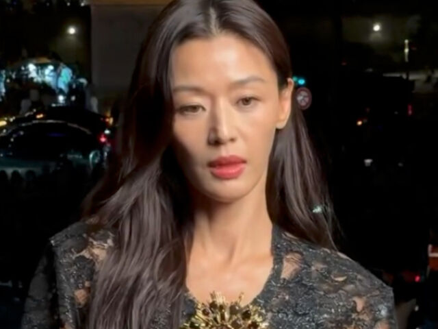 “Rapid aging” even Jeon Ji-hyun couldn’t avoid? Realistic reactions continue: “Better than pulling it tight”