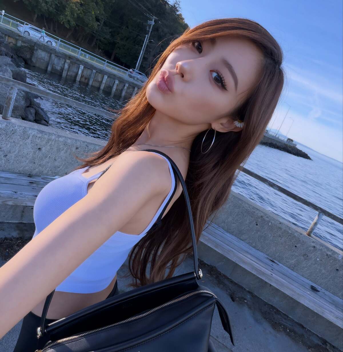 Giselle revealed a neat and sporty fashion look. Source: Giselle's social media