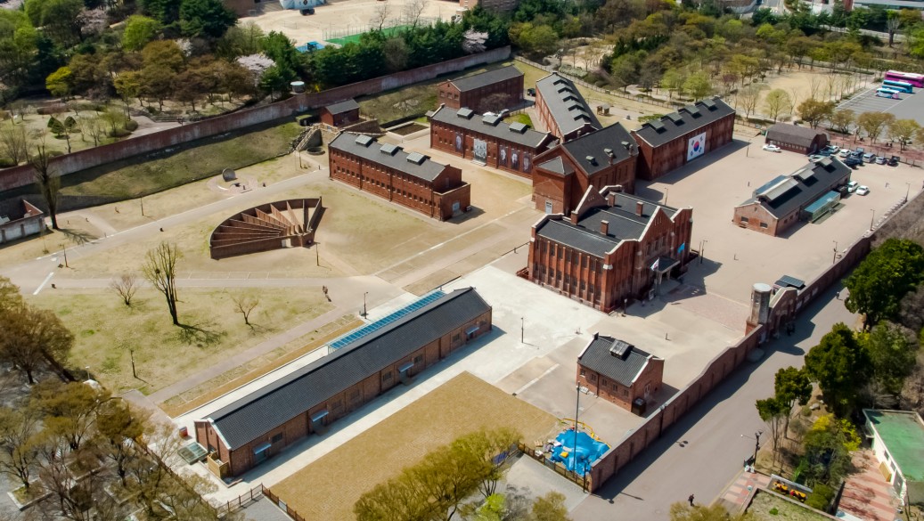 From Gyeongseong Prison in 1908 to the History Hall in 1998: A Walking Route Through Seodaemun Prison History Hall