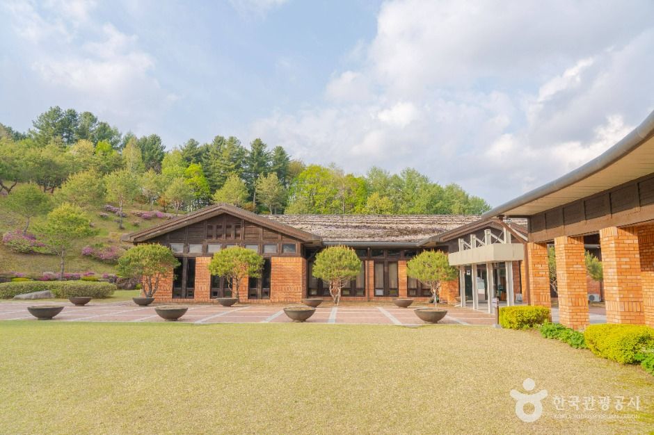 This is a view of Bongpyeong Hyoseok Culture Village, where buckwheat fields and literature-themed facilities stretch together..