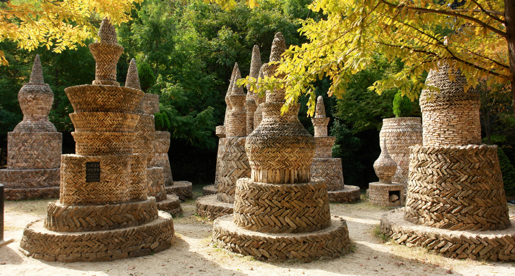 Sangso-dong Forest Bathing Area in Daejeon, Featuring 350 Stone Pagodas and a 1.2 km Pebble Path