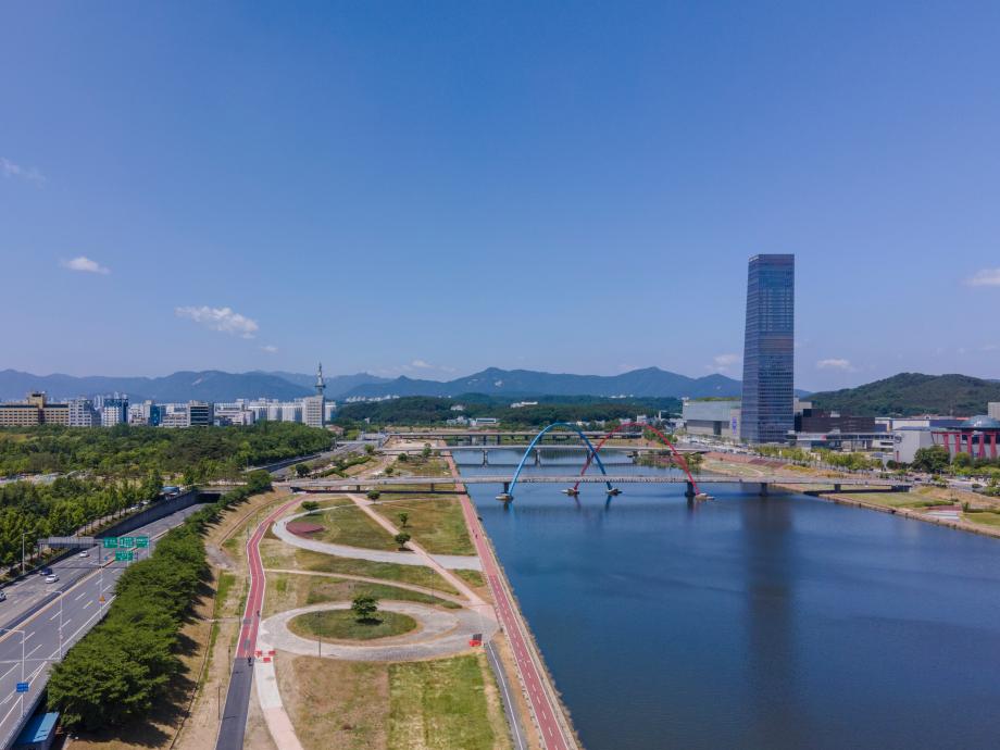 Gapcheon Nurigil introduced by Seo-gu, Daejeon 1This is a course photo..