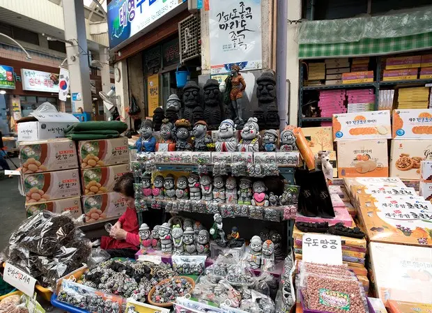 서귀포매일올레시장 모습입니다.