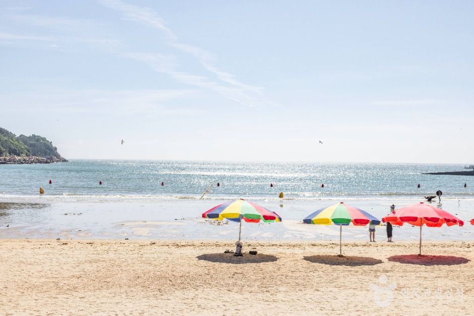 Eulwang-ri, Yeongjongdo, where a crescent-shaped sandy beach meets the sunset of the West Sea