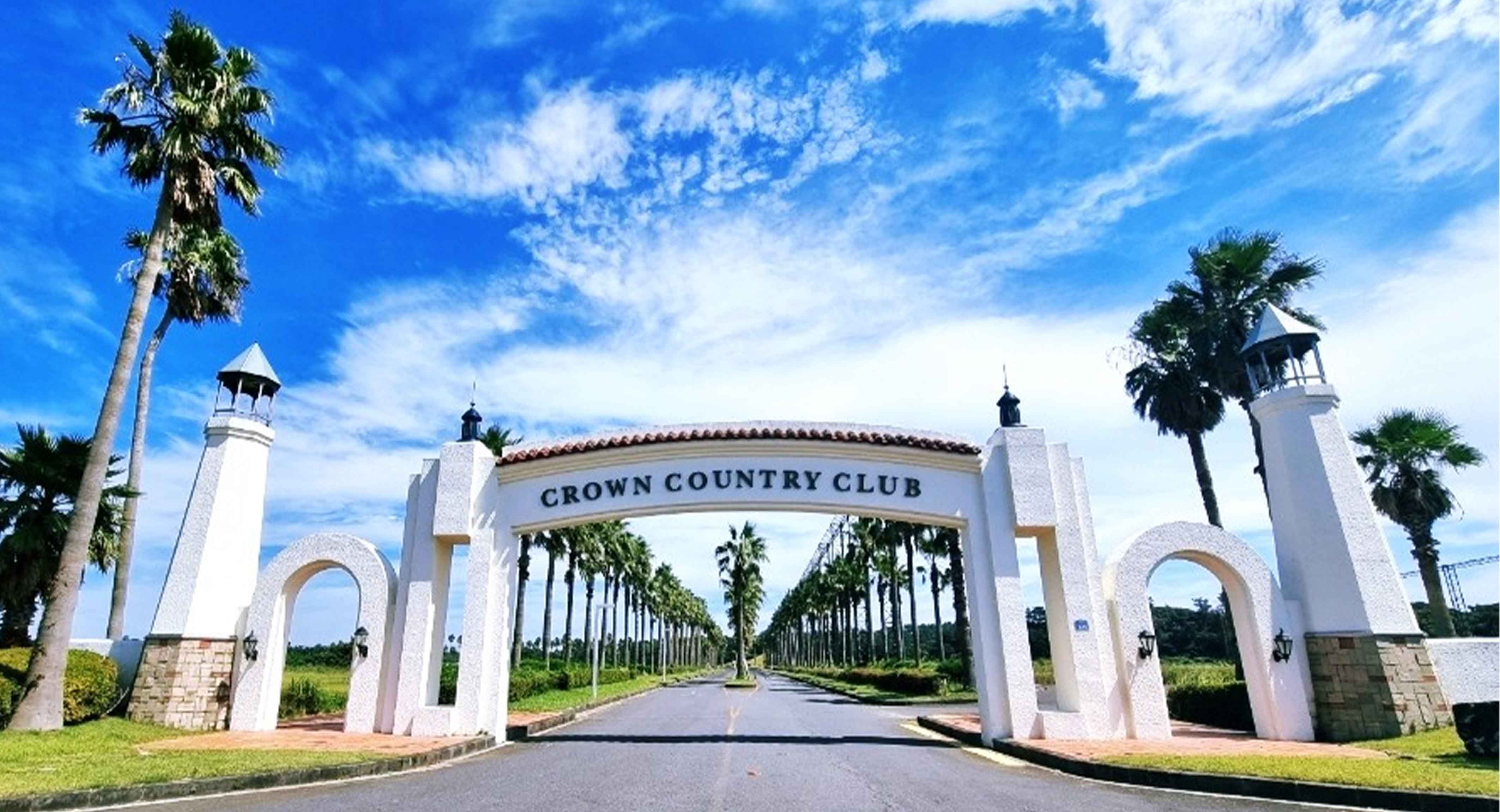 A Different Place from Woljeong Haenyeo Restaurant Address: Crown Country Club at 125 Bukseon-ro, Jocheon-eup