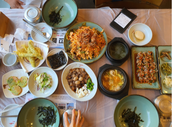 꼬밥 관련 후기 페이지에 실린 식당 사진입니다.