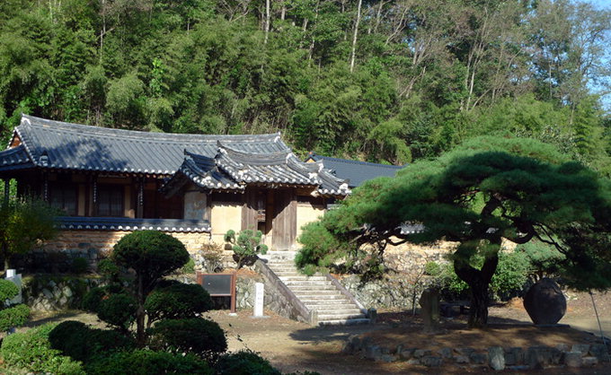 사과밭과 왕건의 도주 설화가 만나는 평광동 7.4km