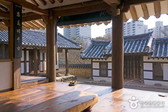 신숭겸장군유적지 주변 모습입니다.