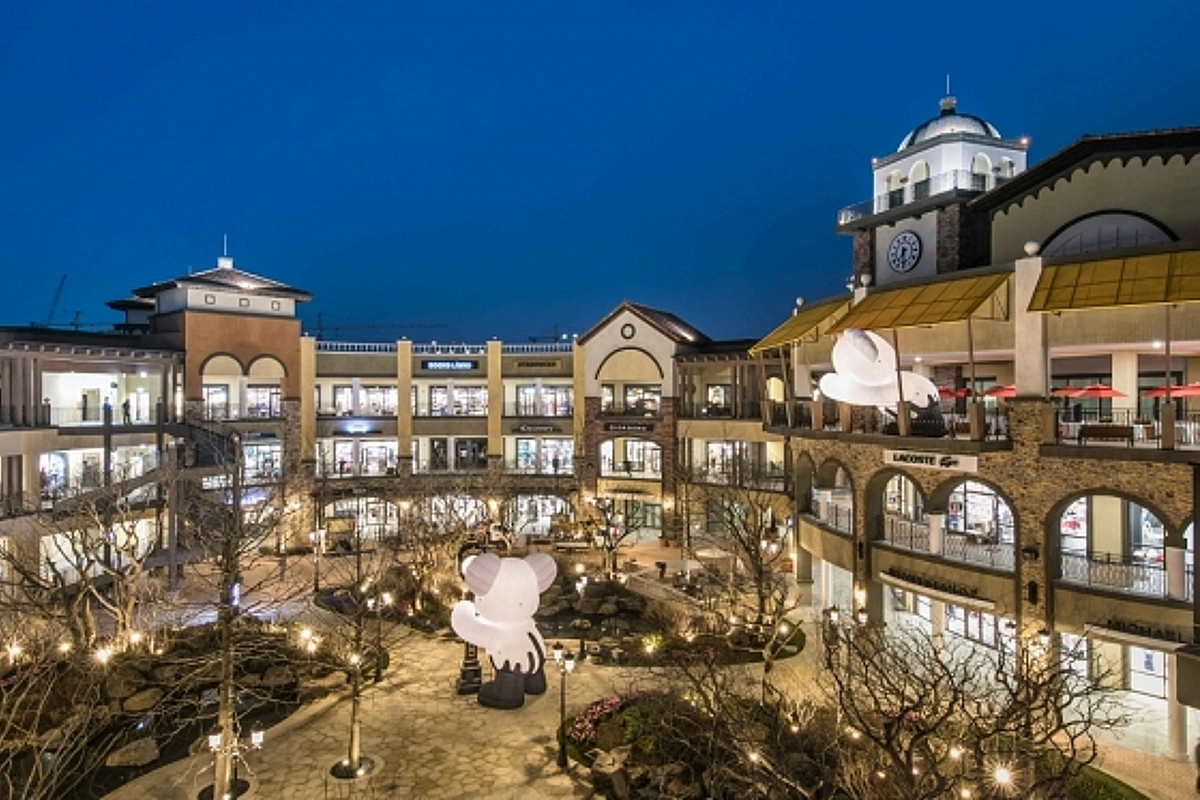 How to Plan a One-Day Itinerary at Siheung Premium Outlets, 699 Seohaean-ro, Opened in 2017