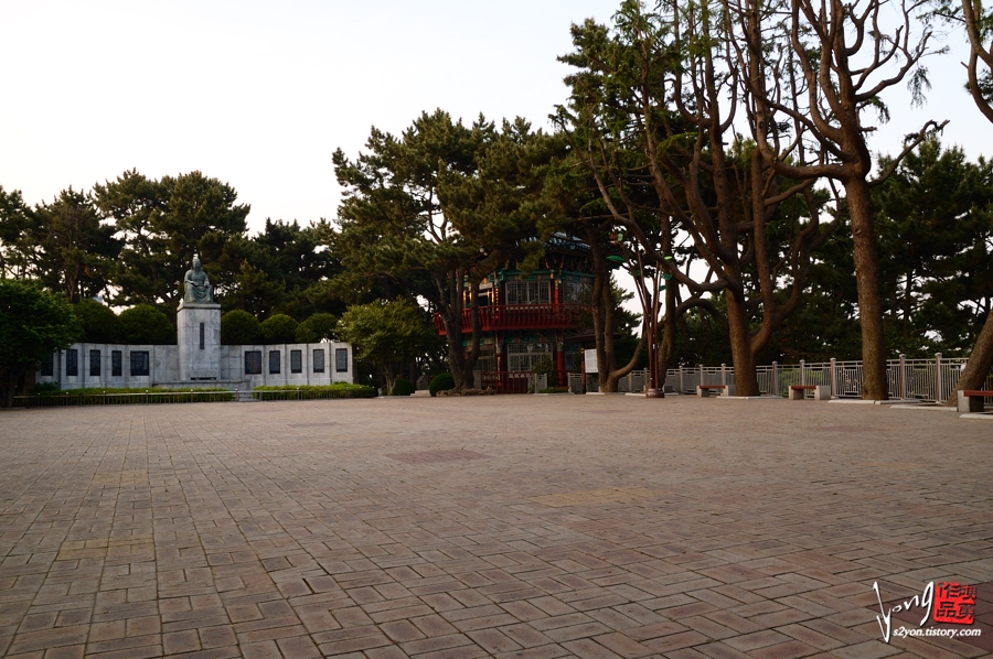 동백공원 산책로의 해안 전망 구간입니다.
