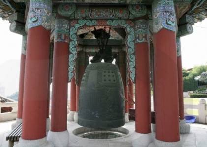 옥련선원 관광 정보 페이지에 수록된 사찰 경내 사진입니다.
