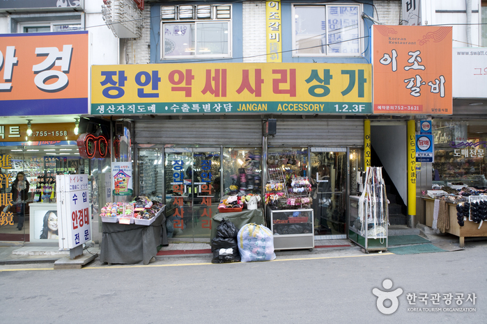 장안 악세사리상가 전경입니다.