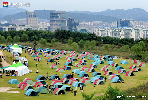 An Overnight Stay at the Top of Noeul Park: Reservations, Luggage Transport, and Check-Out Times for Seoul’s Noeul Campground