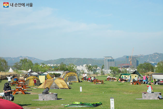 노을캠핑장 내부 모습입니다.