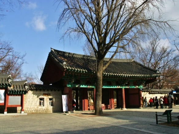 전주 경기전 경내 모습입니다.