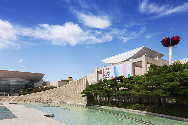 둔산대공원 28,827㎡ 안의 대전시립미술관, 전시와 수장고를 함께 보는 법