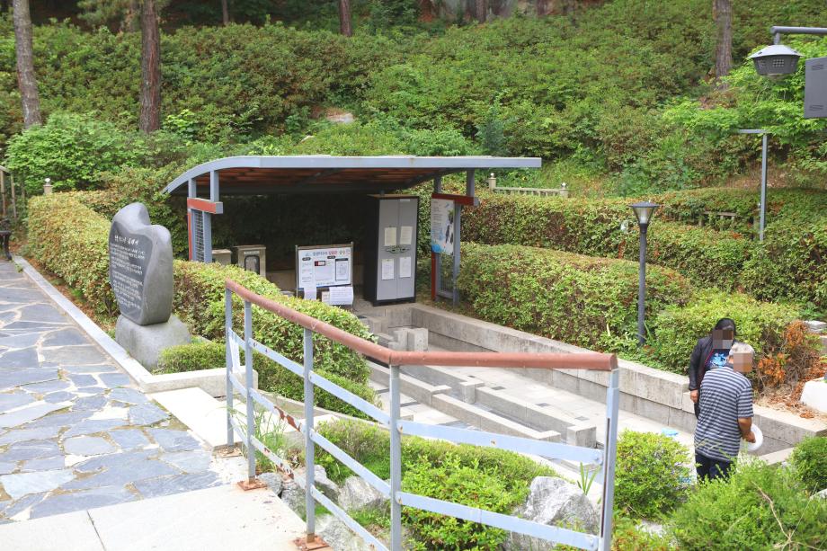 세종보 옥상 전망대에서 내려다본 금강 풍경