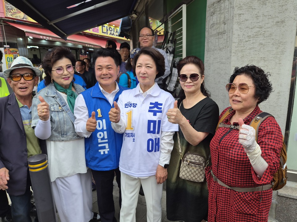 동두천 중앙시장 초입 모습입니다.