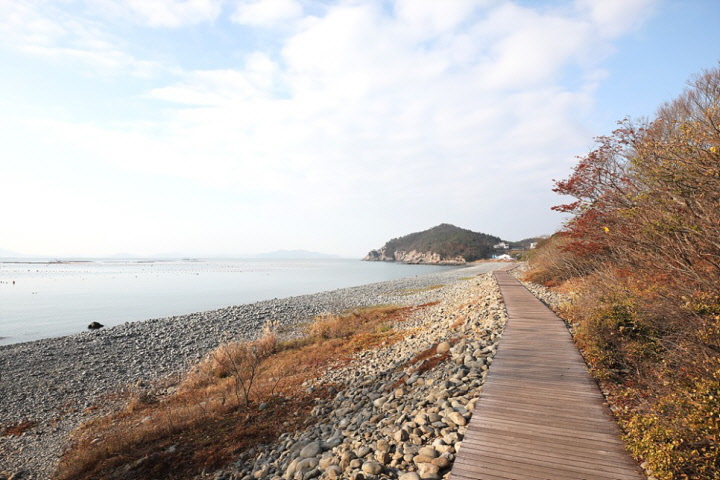 완도청해포구촬영장 관련 철도여행 기사에 실린 현장 사진입니다.