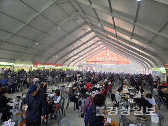 2025 봉계 한우불고기축제 방문객 현장 사진입니다.